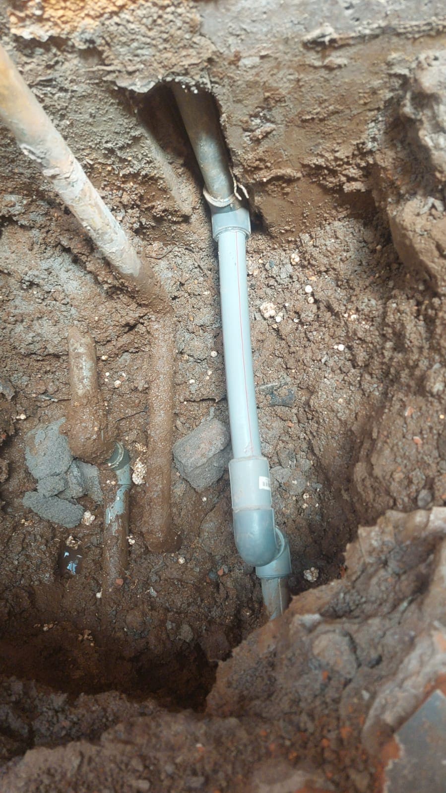 Reparación cañería subterránea